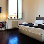 Appartamento Luciano Monti *