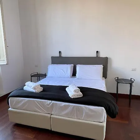 Luciano Monti Apartment *